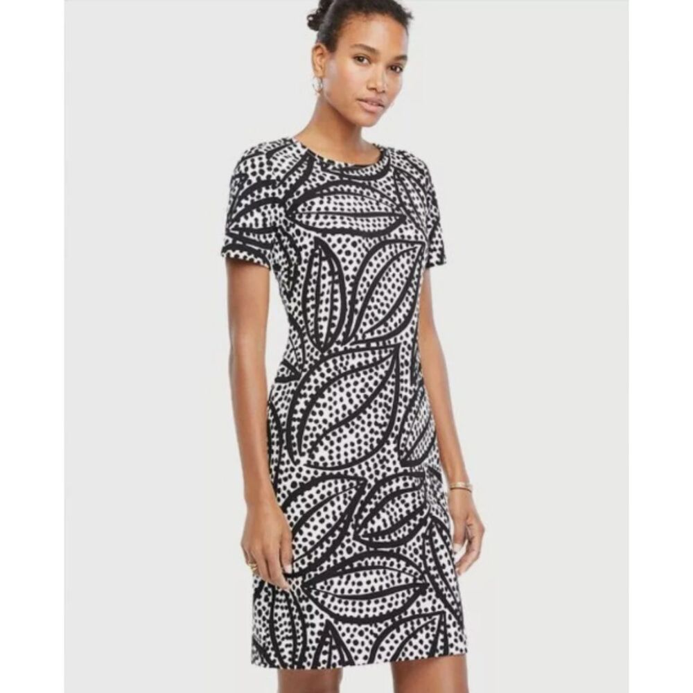 Ann Taylor Sheath Dress, size 0 NWT